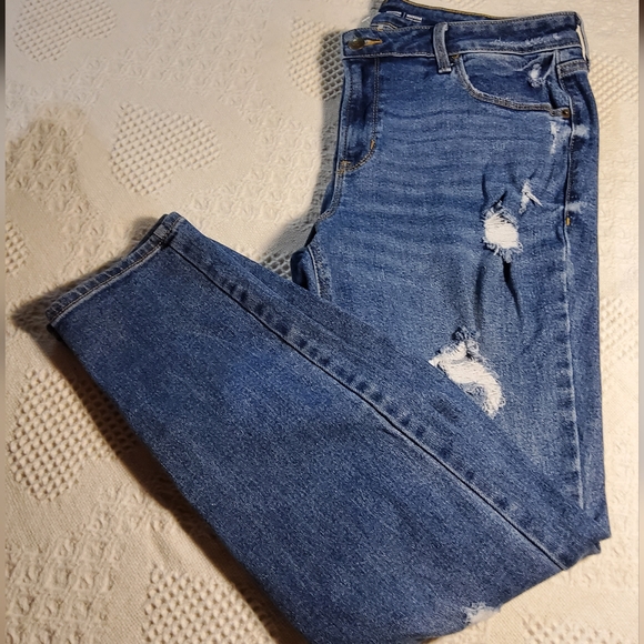 Old Navy Rockstar Super Skinny - Picture 6 of 12
